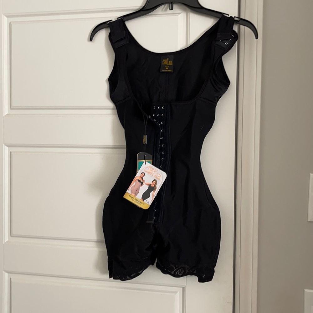 XS faja // body shaper NWT